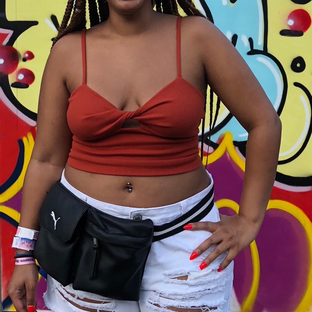 White shredded shorts